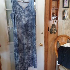 Sz 2X Catherines Rhinestone accented Dress